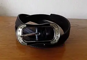 Dámský pásek černý