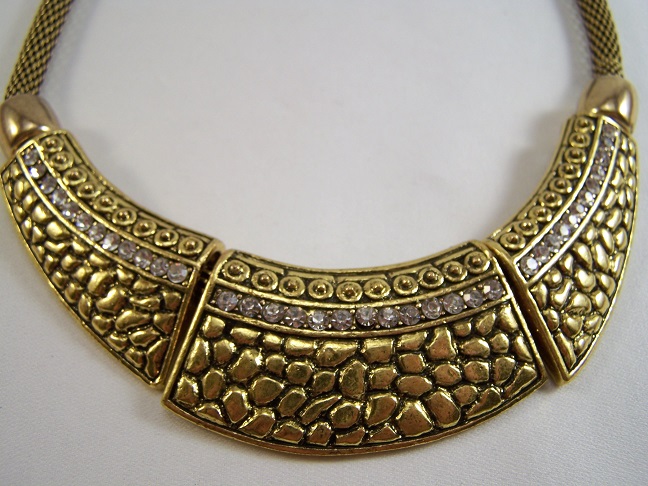 Náhrdelník  se vzorem