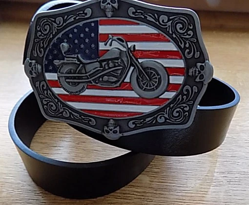 Kožený pásek spona motorka černý