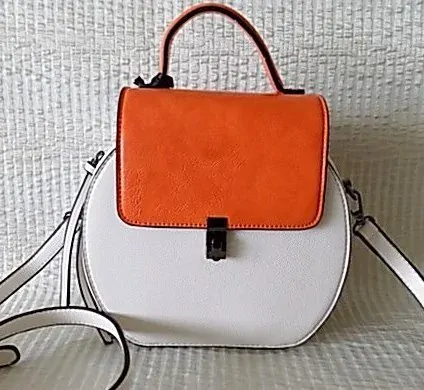 Malá crossbody kabelka béžová-oranž