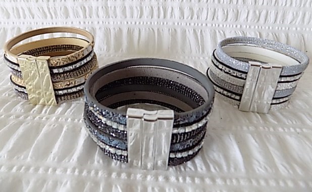 Dámský široký náramek - více barev